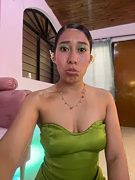 Amelia_Rivasの配信中の画面