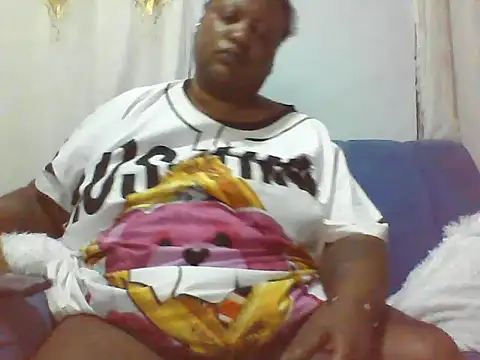 fat_ebonyqueen的直播画面