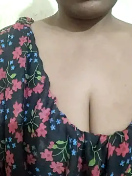 Princess_Zoyaa live cam on Stripchat