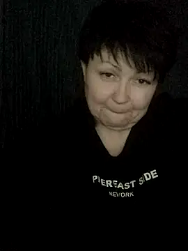 MysticSoul45 live cam on Stripchat