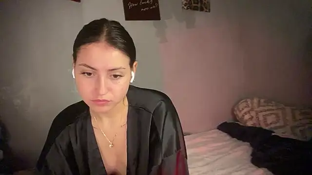 AngelNathanson live cam on Stripchat
