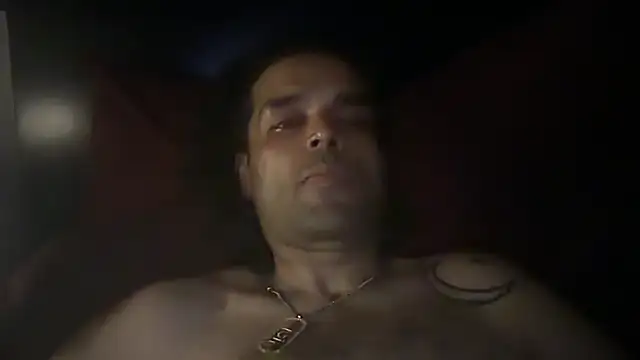 icebergslim281 live cam on Stripchat