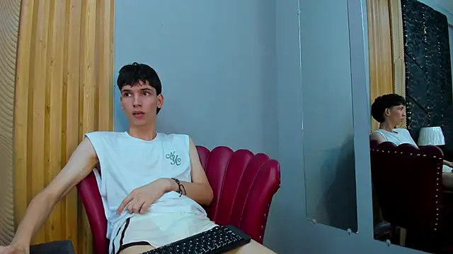 abyssgaze (M twink) - CUM CUM 🍆🥰☺️