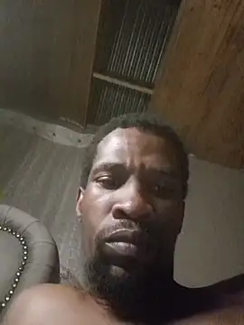koolbend live cam on Stripchat