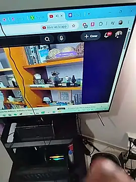 missblu live cam on Stripchat