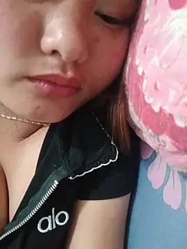 Sweet--Sexy live cam on StripChat