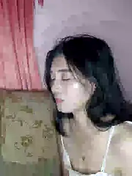 Rayya_4yy webcam