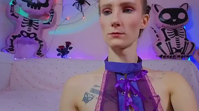 Aria_Pie live cam on Stripchat
