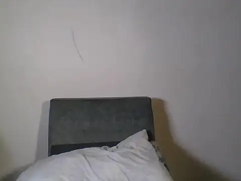 Thee_Squirt_queen live cam on StripChat