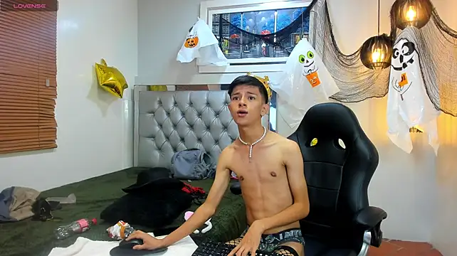 fem_danny7 (M twink) - masturbation