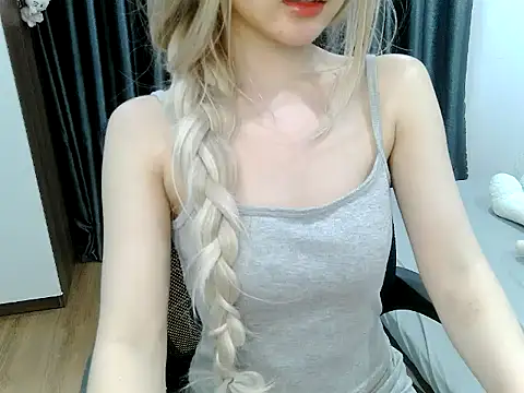 _meomeoo_ live vor der Cam