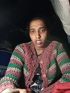 Pinki_thakur_1