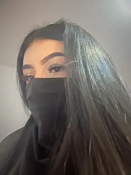 zharaaa18