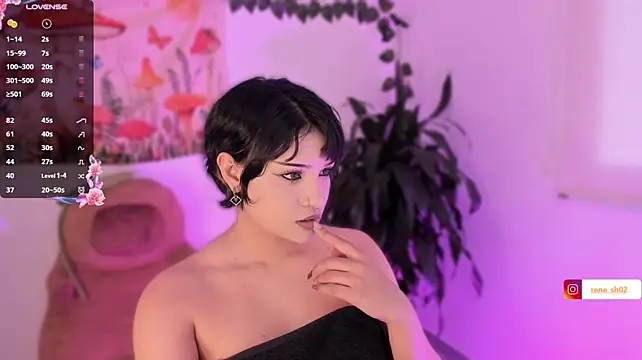 renee_shelby_的直播畫面