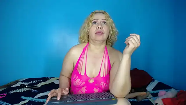 chiky_sonrisa live now