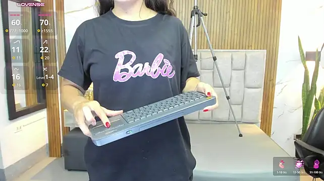 SckarletBloom live now