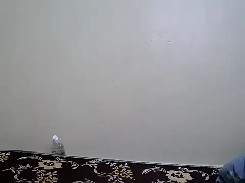 slutty_godessnam的直播畫面