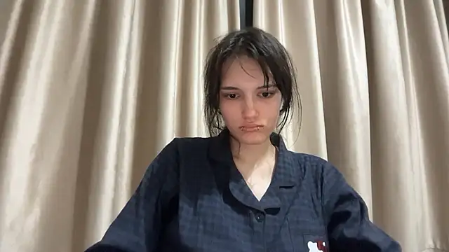 SebrinaMontelle的直播画面