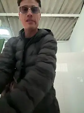 TavoHot_ live now