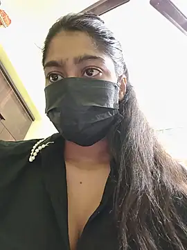 Hot_pari69