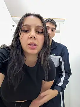 hotamanda01 live cam