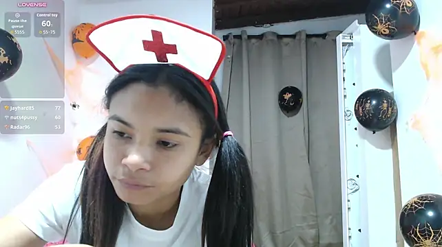 liz7skinny live cam preview