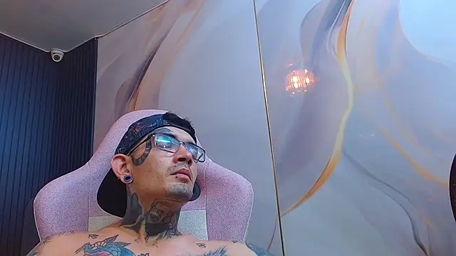Boy_tatto77 live cam on Stripchat