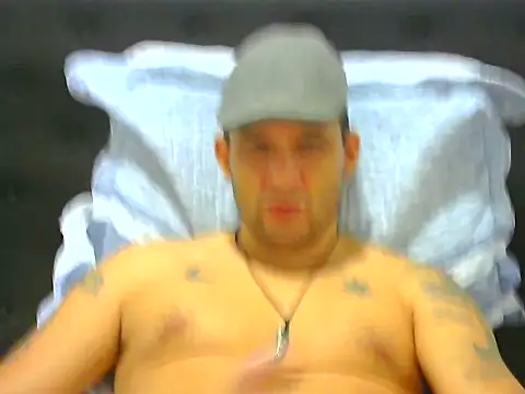 altenori live cam on Stripchat