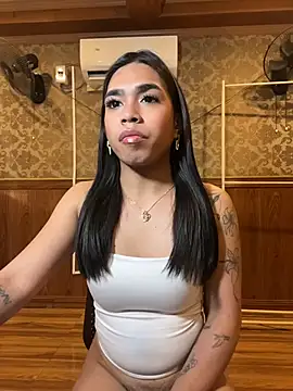 alcyone_hilton live cam on Stripchat