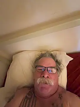 Caesar_Baxter live cam on Stripchat
