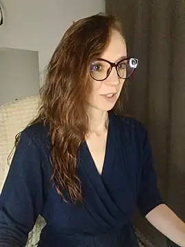 Eileen_Hart live cam on Stripchat